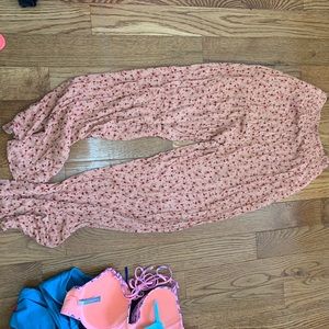 FLOWY HIPPIE FLORAL PANTS